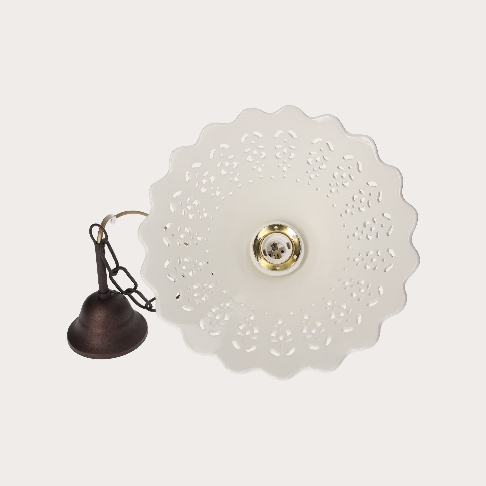 Lampadario Rustico in Ceramica Bianca con Catena in Ottone Ø 30 cm