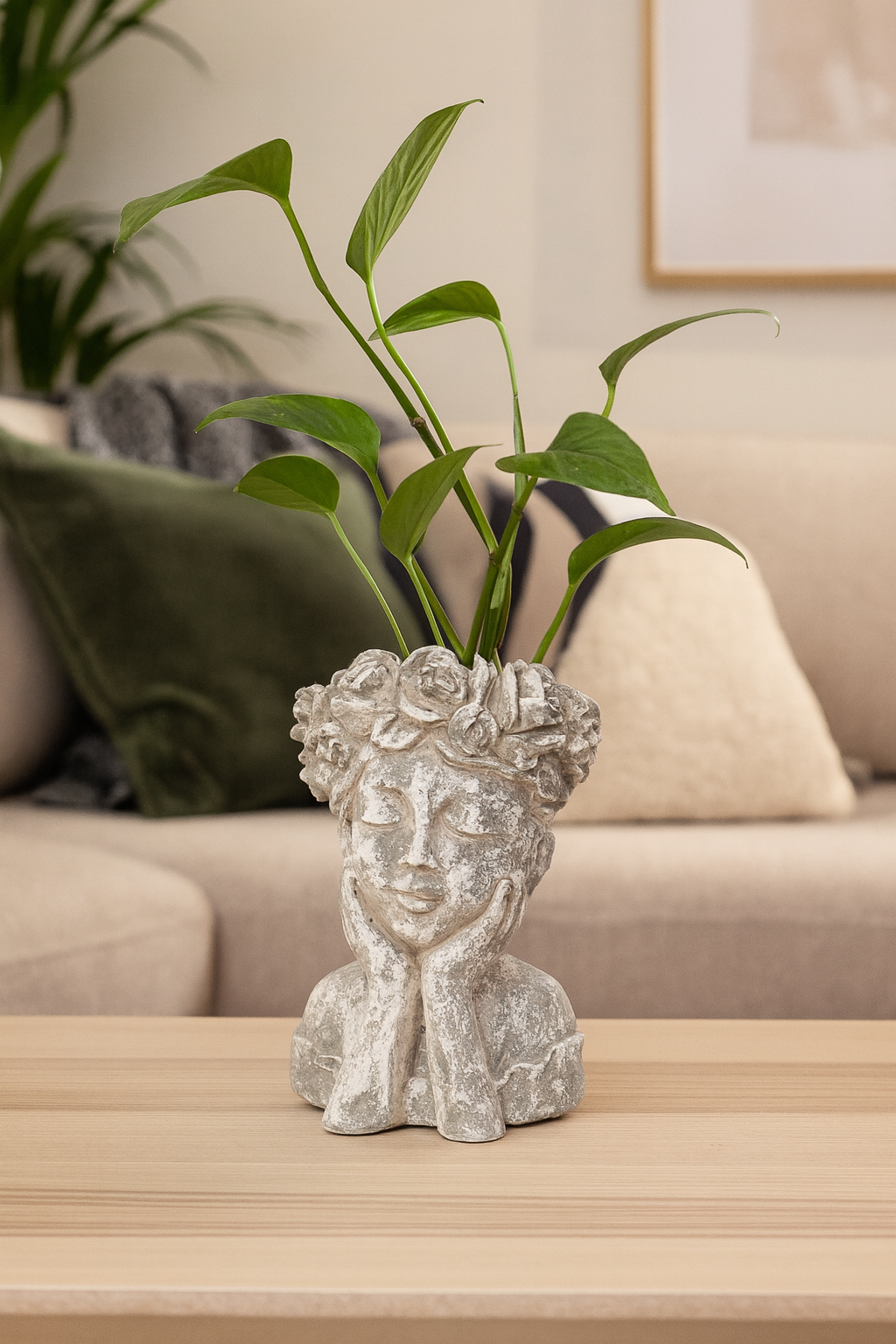 Decorative Resin Head Vase with Stone Finish 